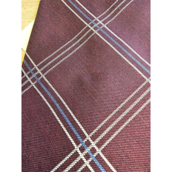 TOMMY HILFIGER - Necktie Burgundy Navy- Pure Silk Never Worn New - Picture 1 of 5